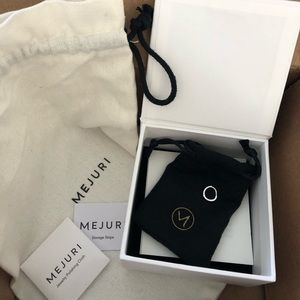 Mejuri - Single Mini Hoop